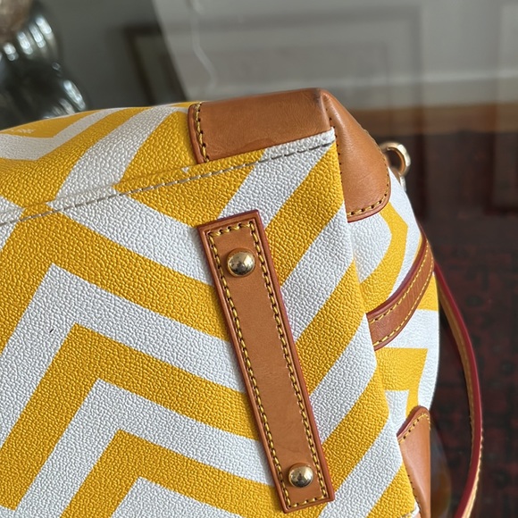 Dooney & Bourke Chevron Satchel Bag Handbag Purse - Picture 4 of 8